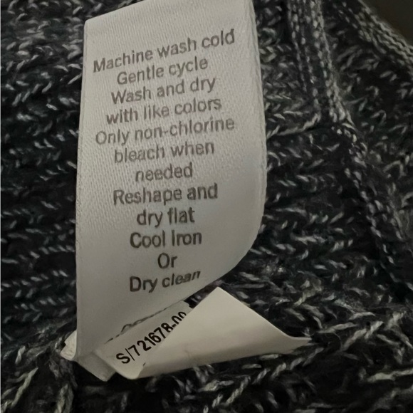 Athleta - EUC - Pinewood 100% Merino Wool Sweater Dress - Size: Medium - Picture 7 of 8